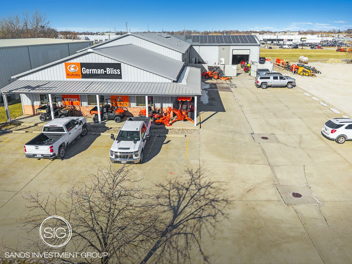 1716 E Hamilton Rd, Bloomington, IL for Sale