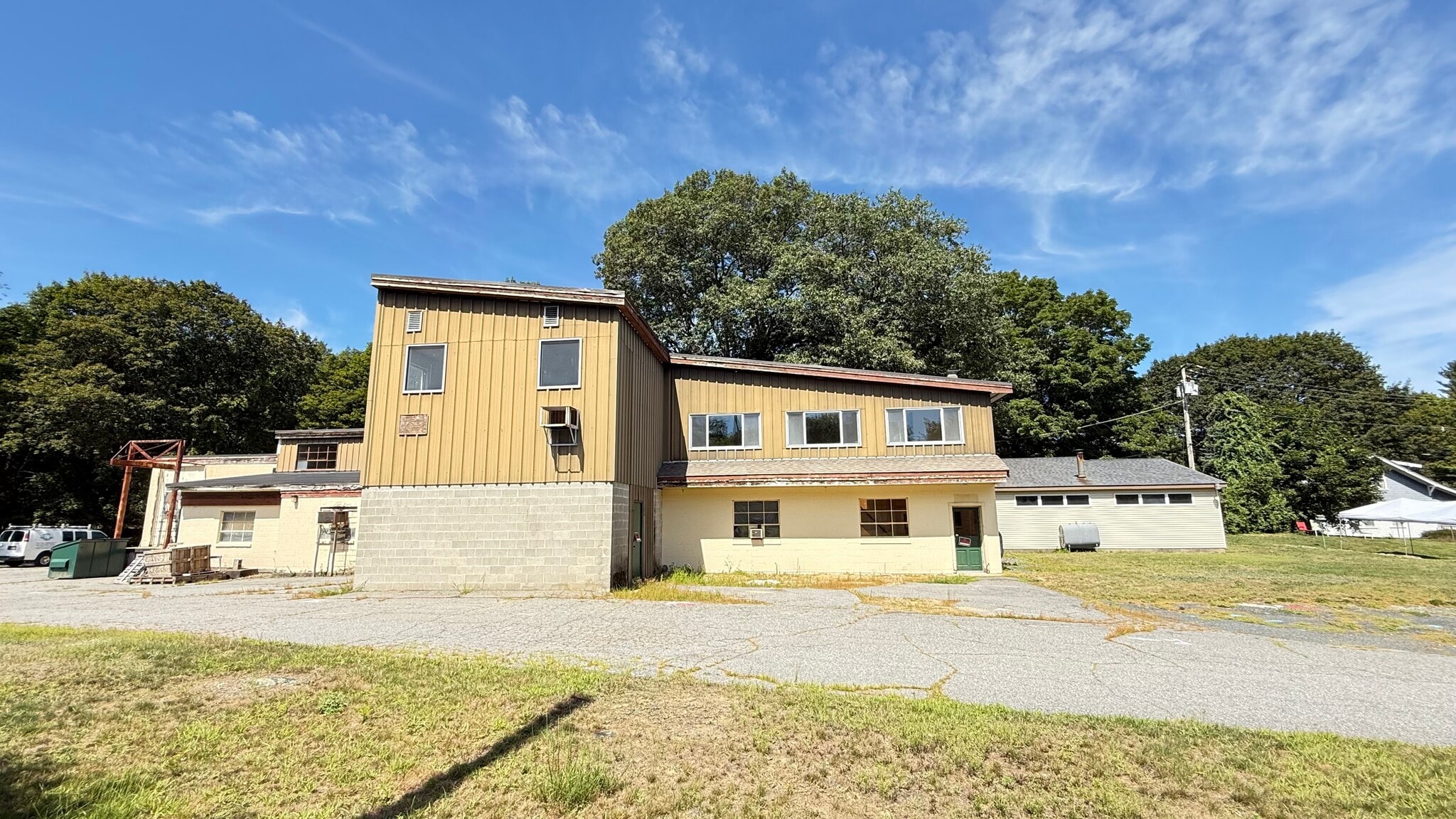 148 Marlboro Rd, Southborough, MA for Sale