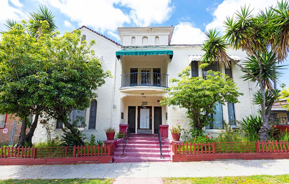143 N Reno St, Los Angeles, CA for Sale