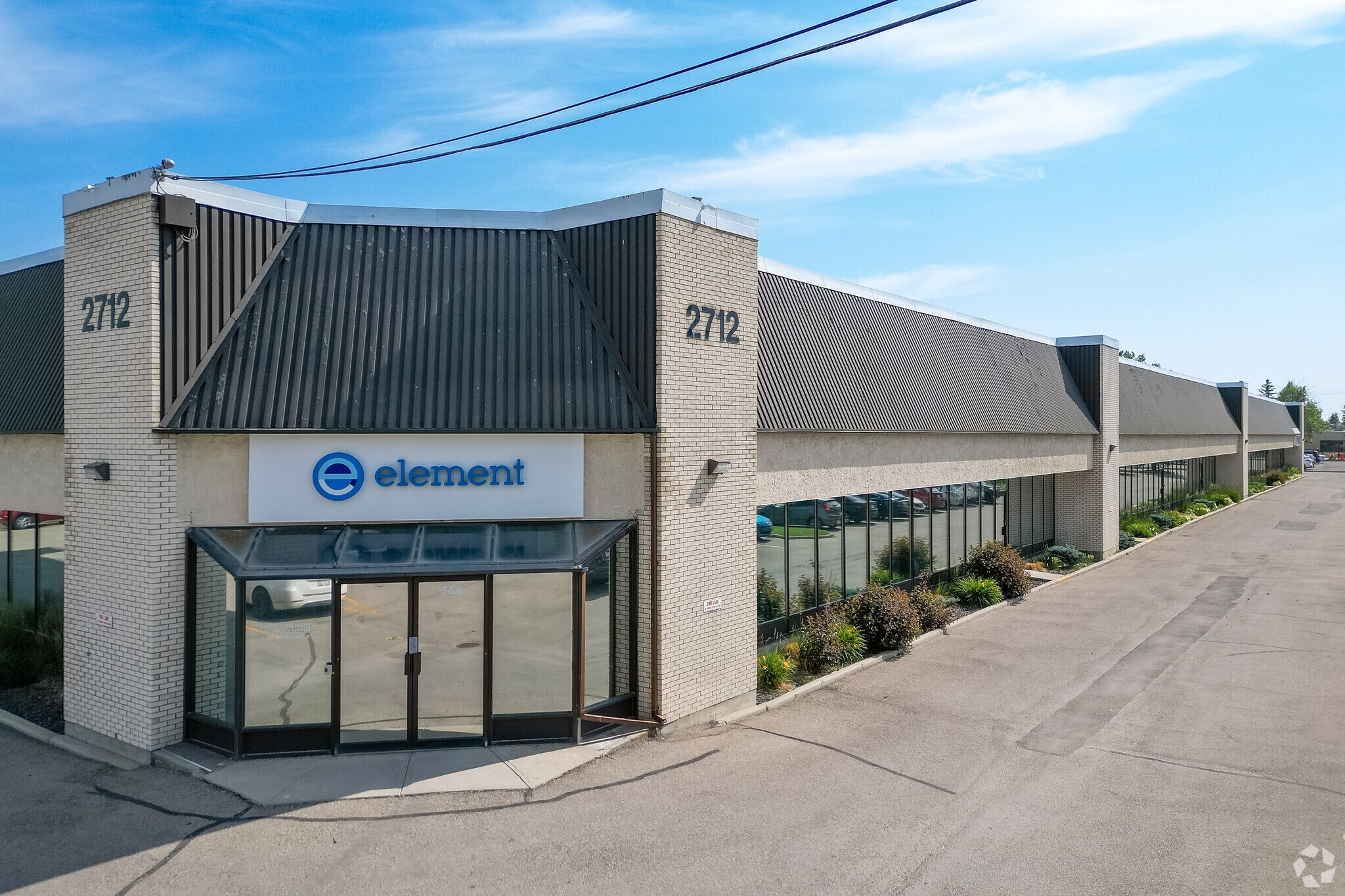 2712 37th Ave NE, Calgary, AB for Rent