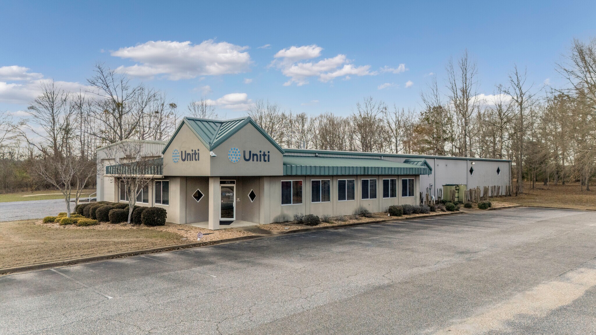 335 Jeanette Barrett Industrial Blvd, Wetumpka, AL for Sale