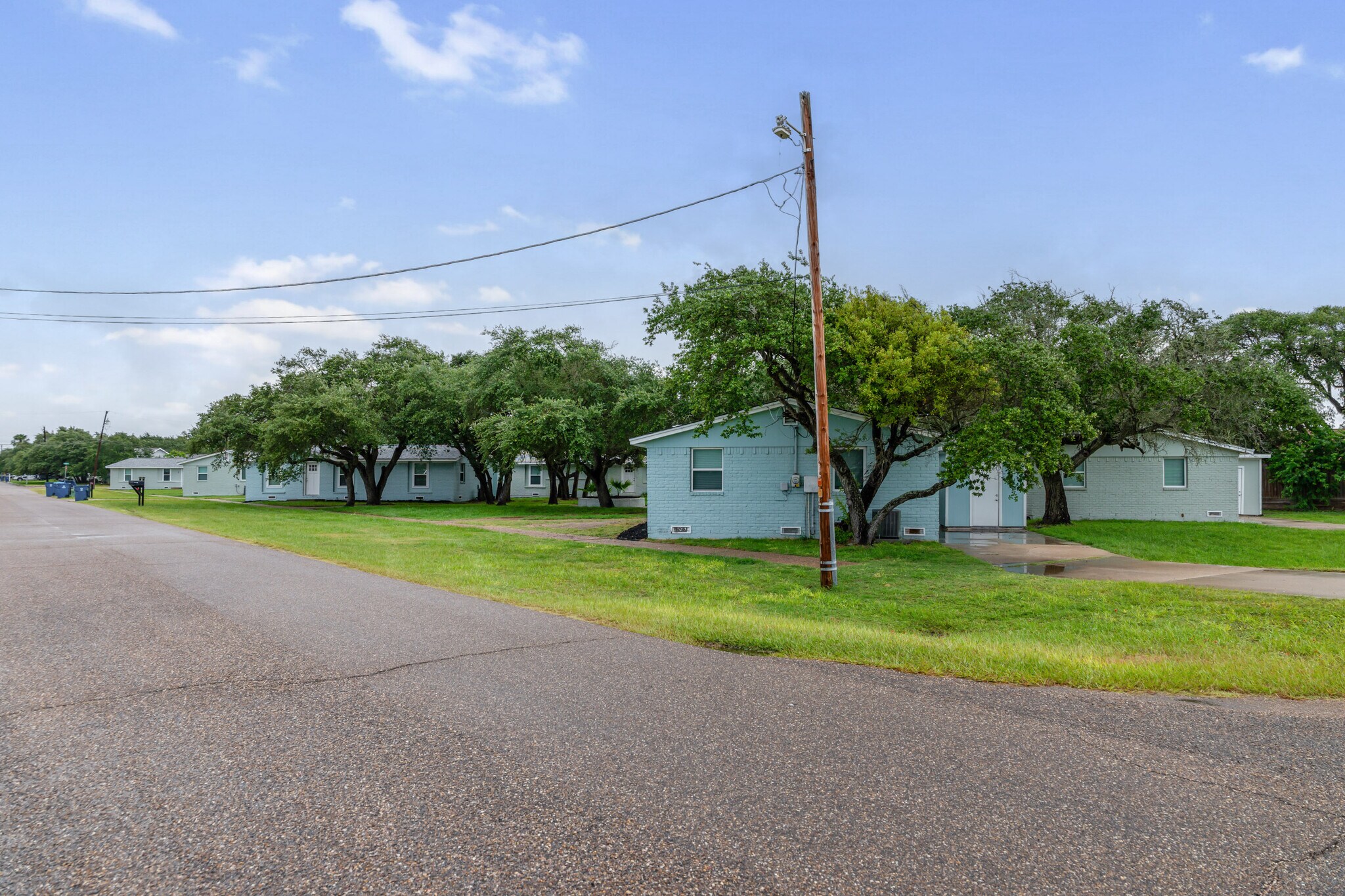 1300 N Live Oak St, Rockport, TX for Sale