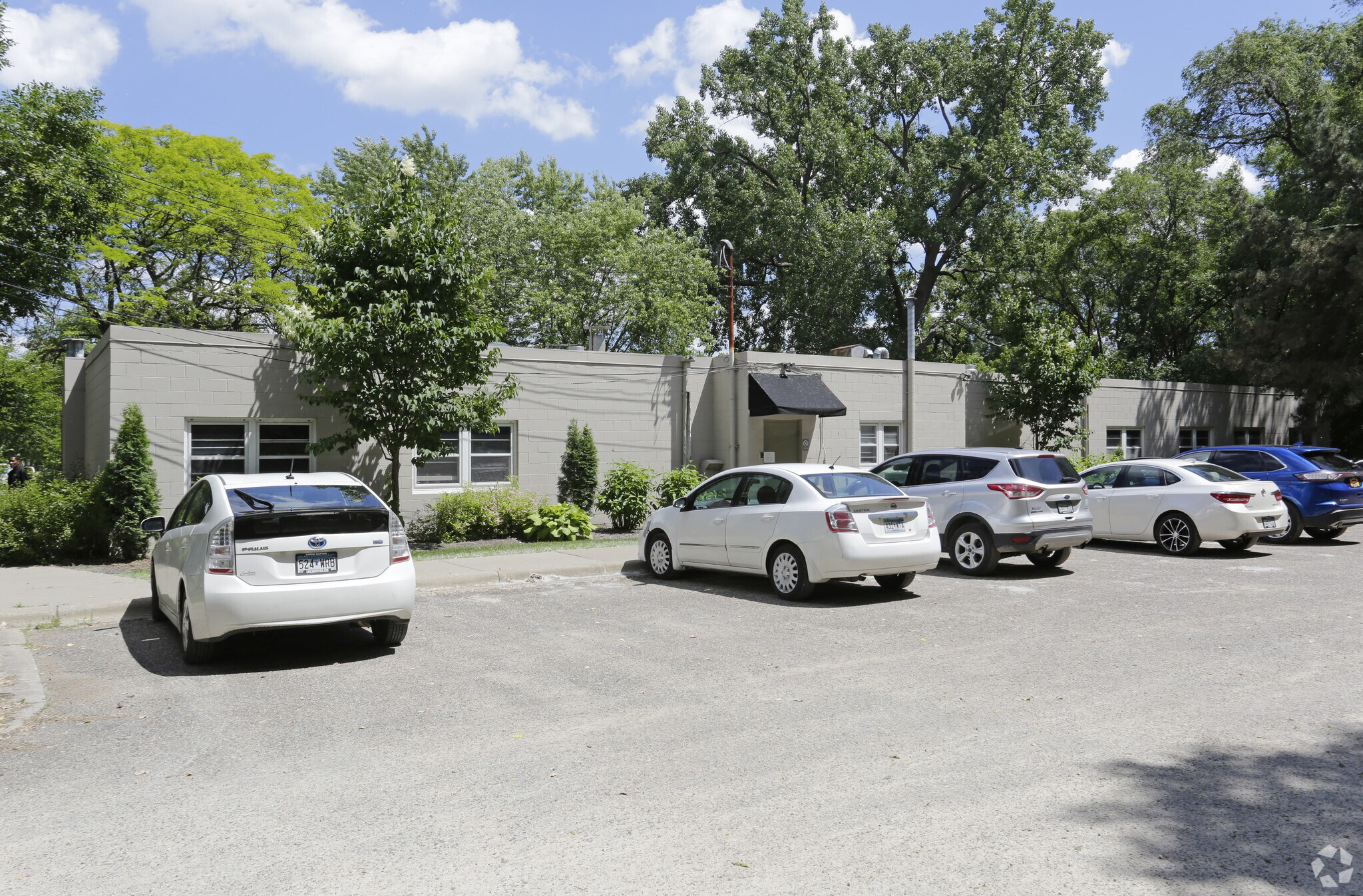 1609 Jackson St, Saint Paul, MN for Sale