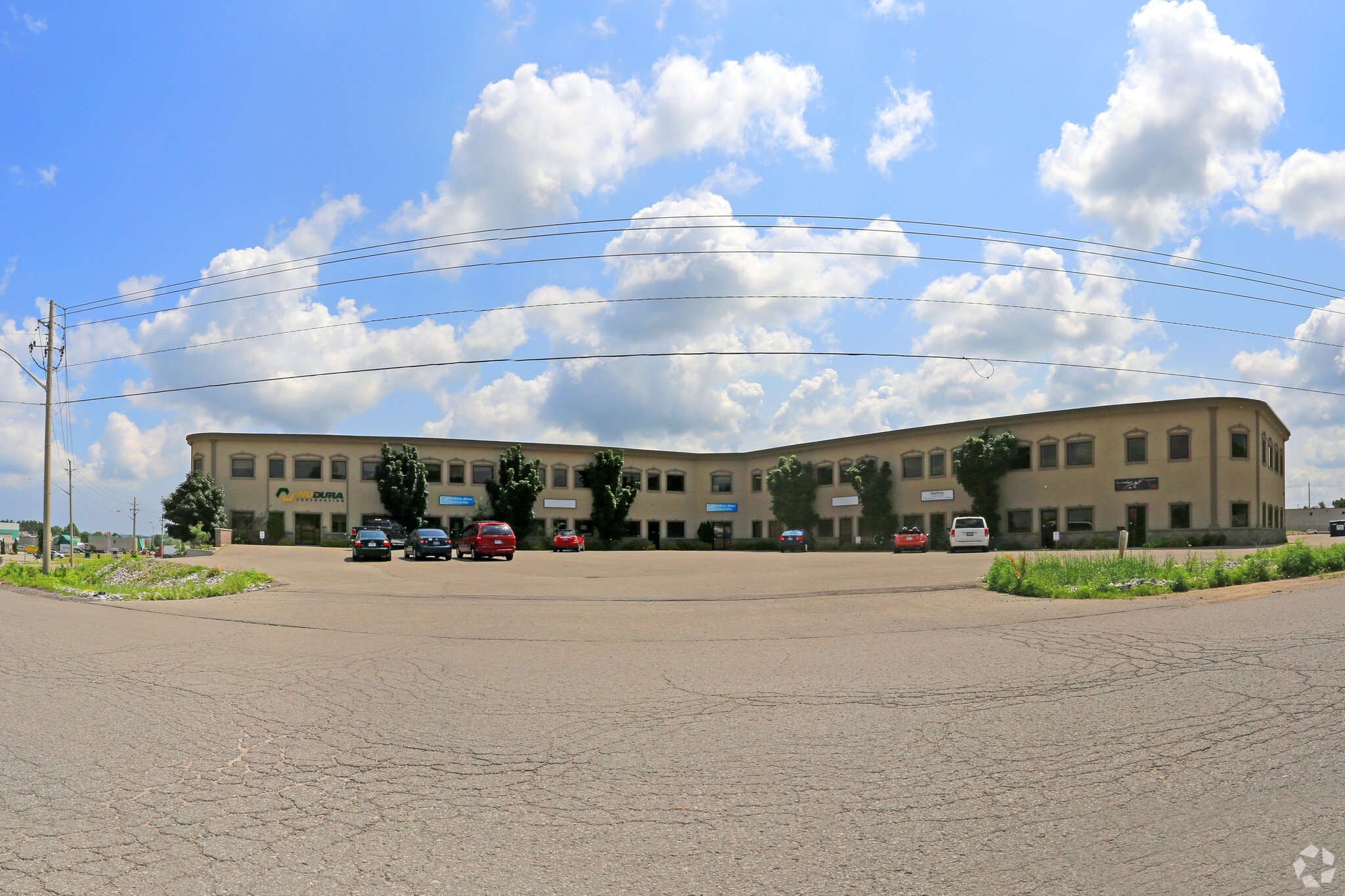 27 Hooper Rd, Barrie, ON for Rent