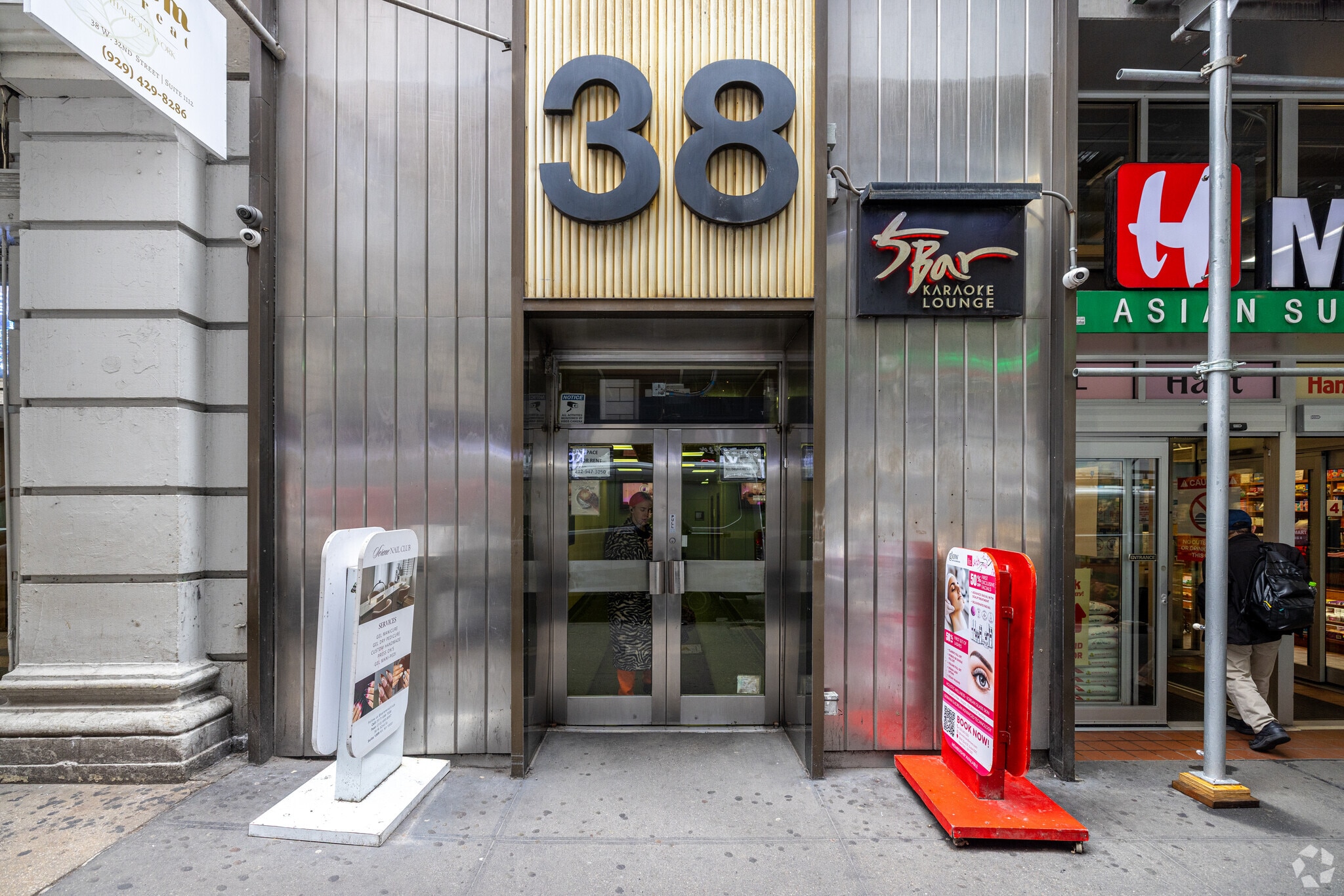 38 W 32nd St, New York, NY for Rent