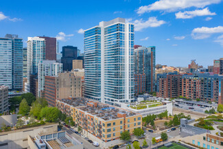 Chicago, IL Retail - 801 S Financial Pl