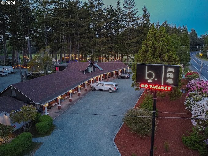 1175 2nd St SE, Bandon, OR for Sale