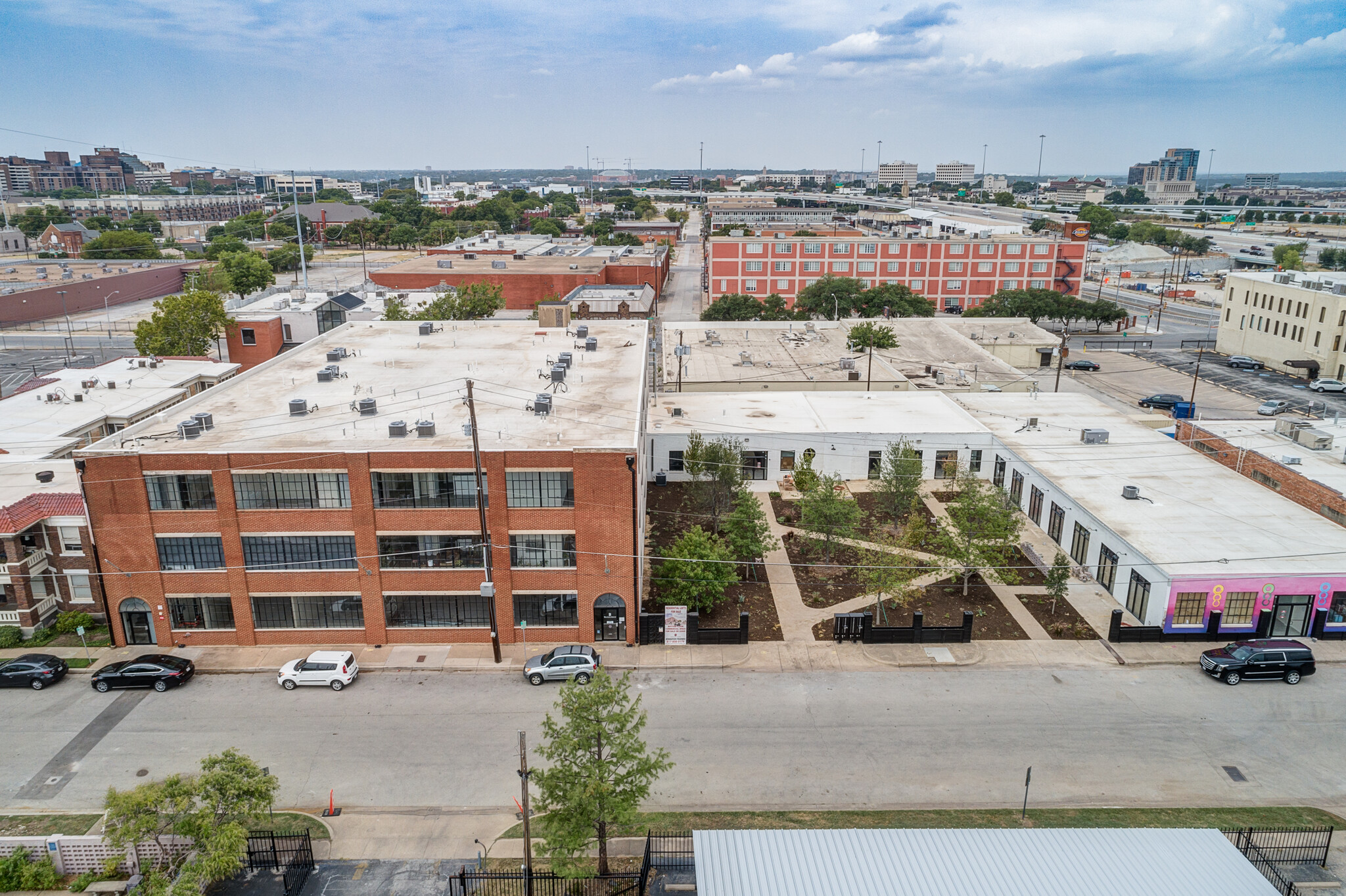 120 St Louis Ave, Fort Worth, TX for Rent