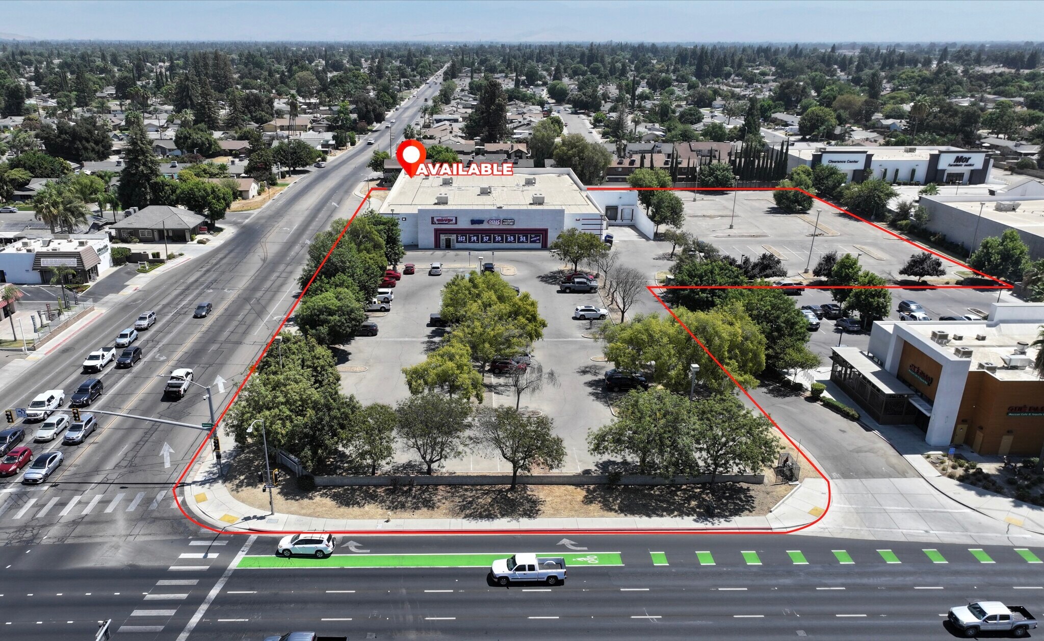2800 S Mooney Blvd, Visalia, CA for Rent