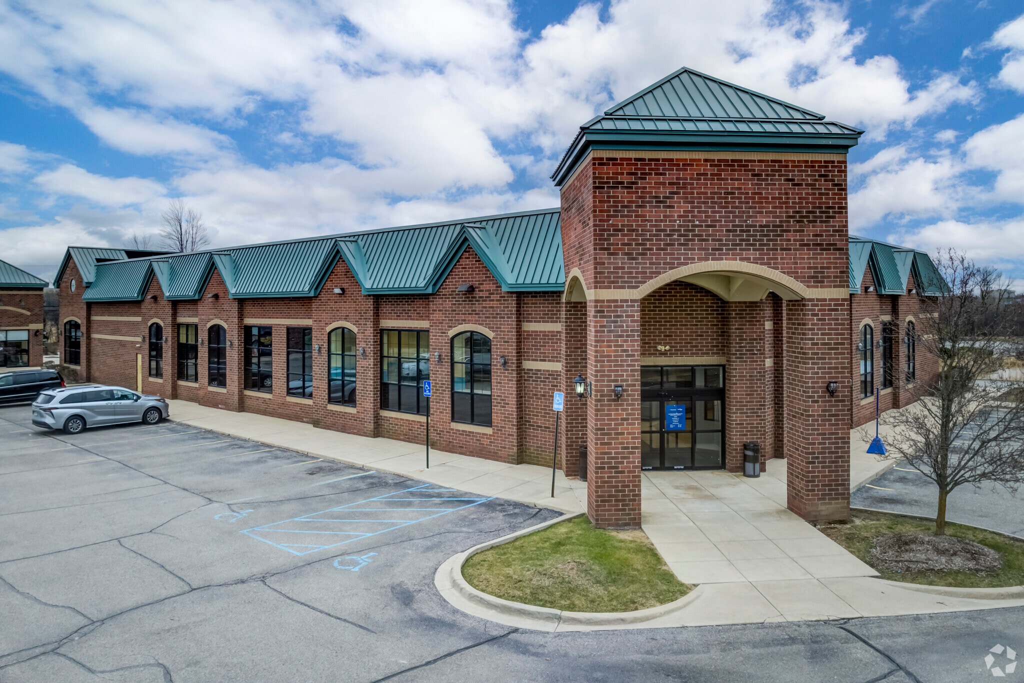 4151 S Canton Center Rd, Canton, MI for Rent