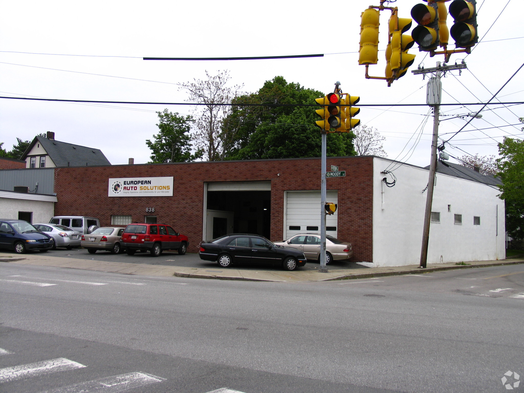 838 Moody St, Waltham, MA for Rent