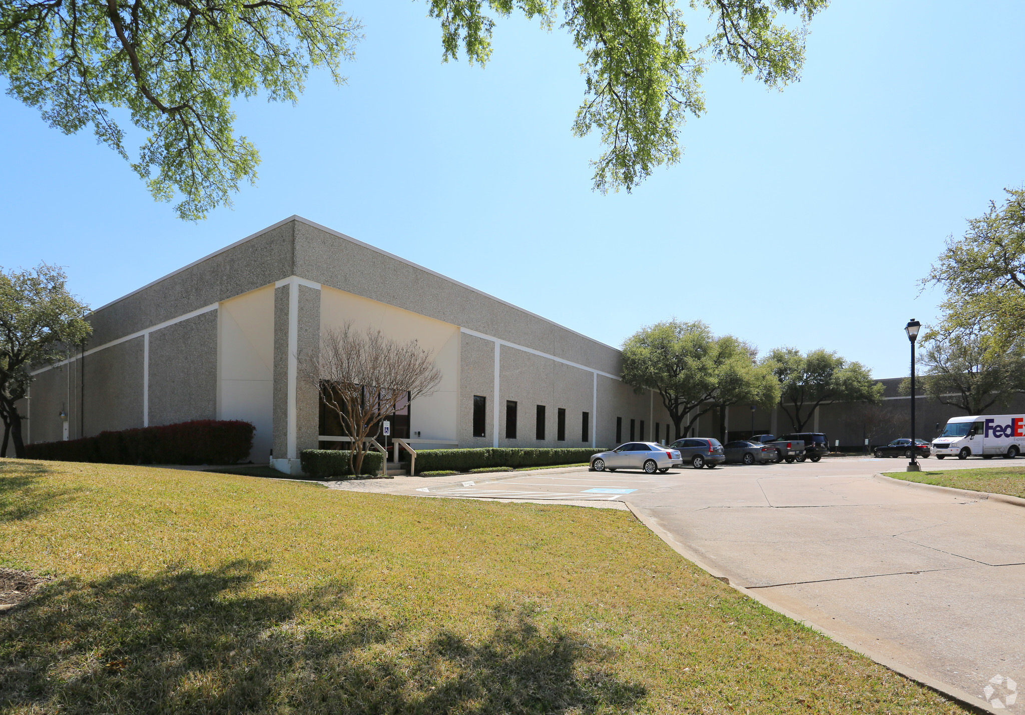 1720-1750 Hurd Dr, Irving, TX for Rent