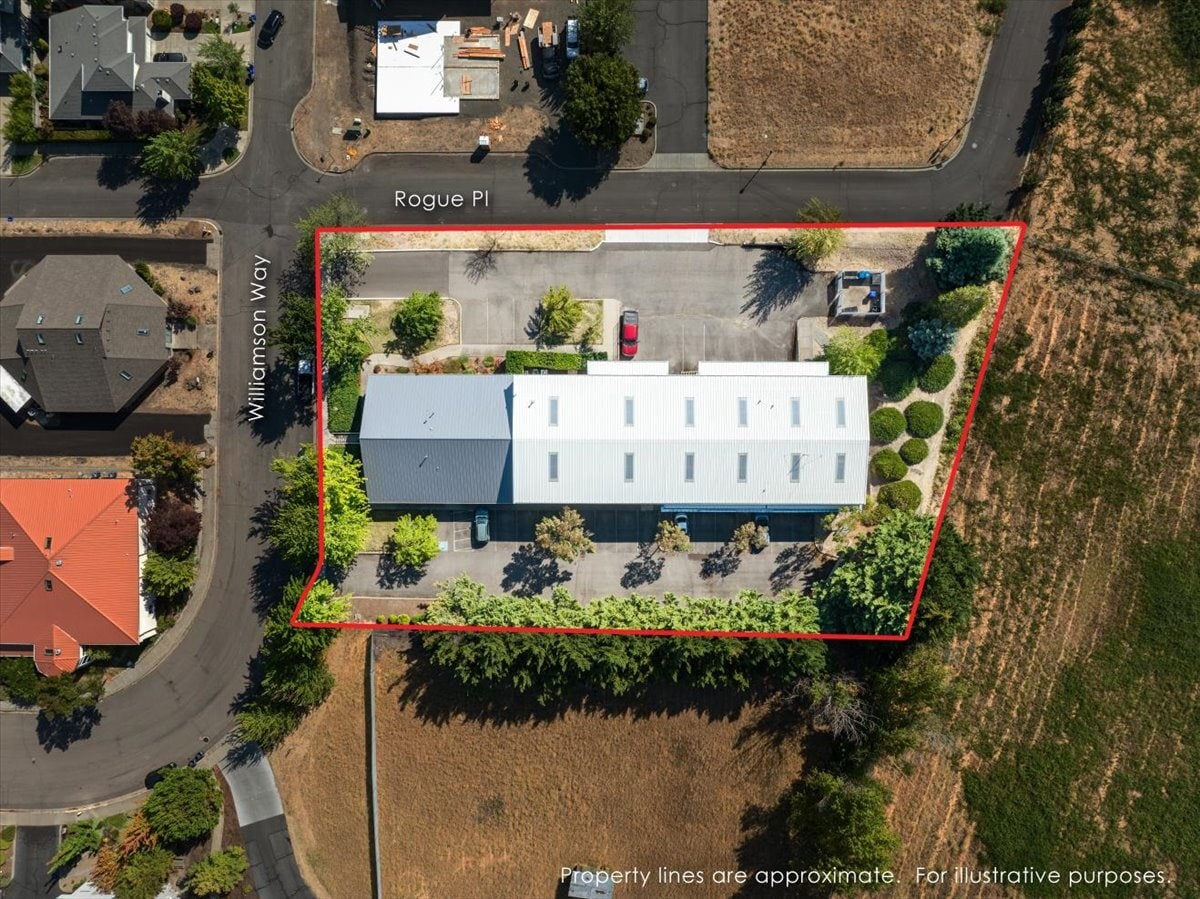 385-389 Williamson Way, Ashland, OR for Sale