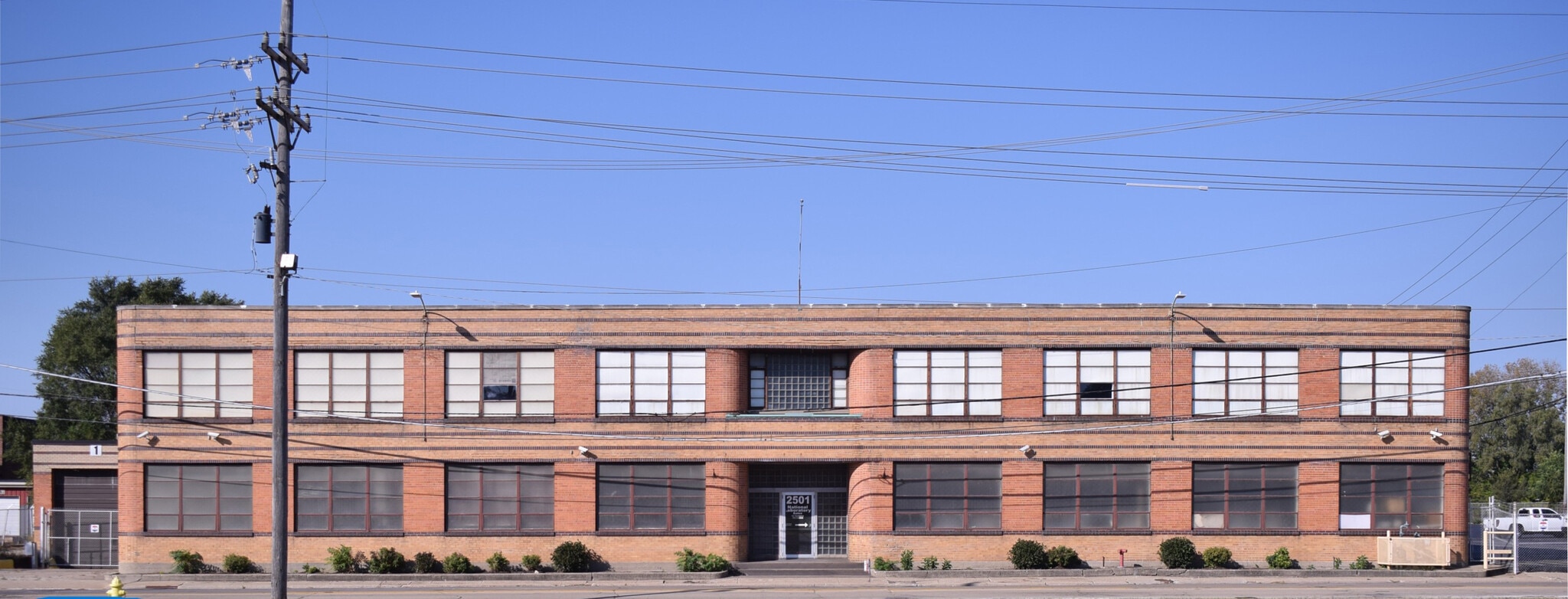 2501 9th St, Rockford, IL for Sale