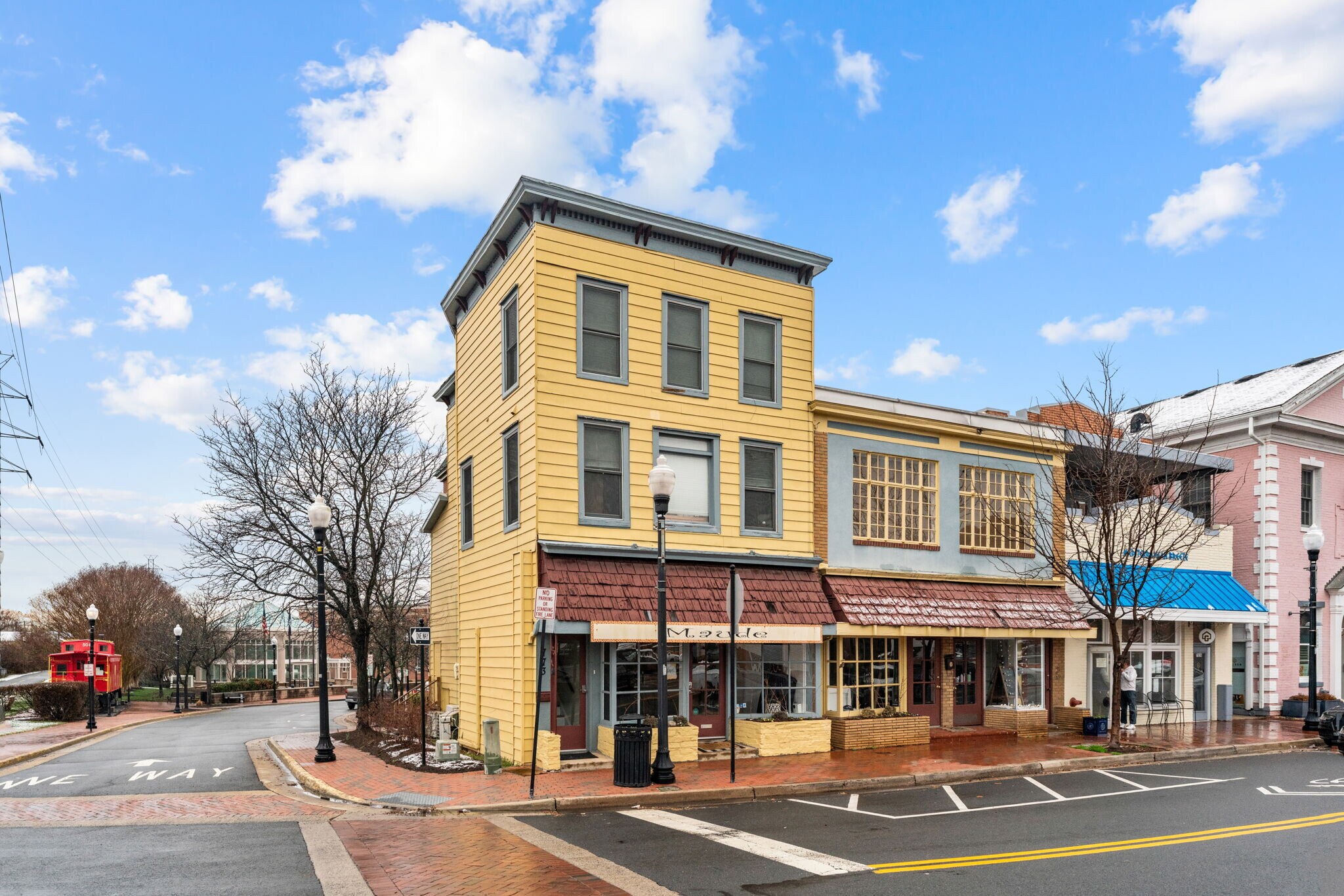 775-777 Station St, Herndon, VA for Sale