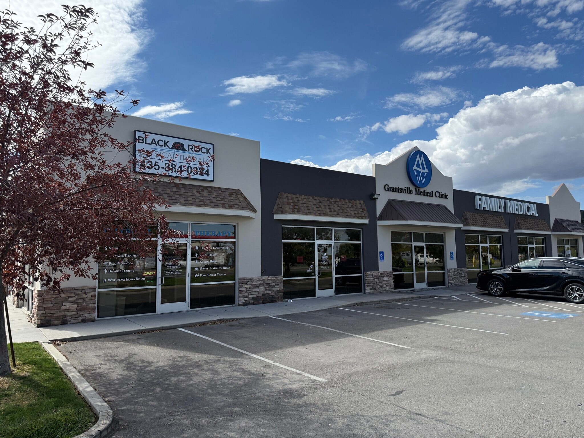 822 E Main St, Grantsville, UT for Rent