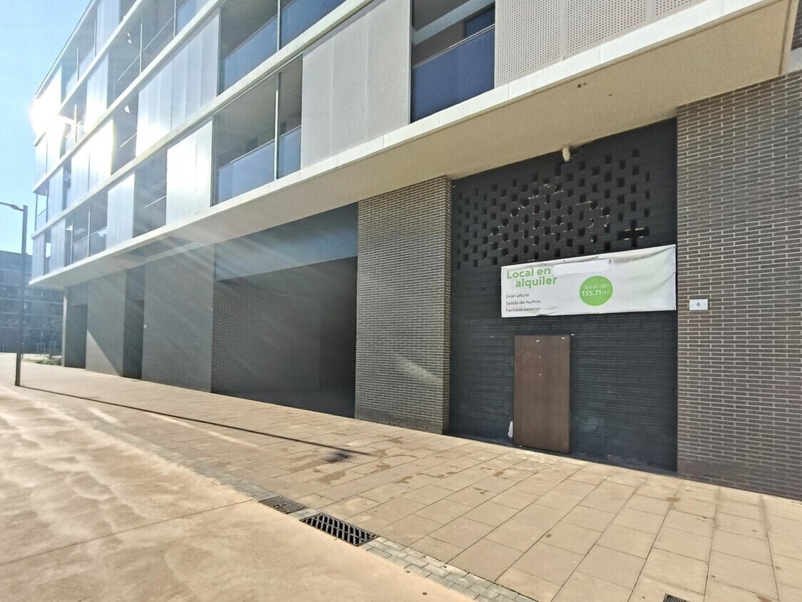 10 Ángeles Santos Carrer, L'Hospitalet de Llobregat, BAR for Rent