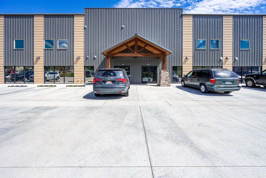 1944 Airport Rd, Rifle, CO for Rent