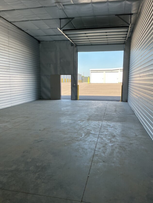 19380 Webster st, Spring Hill, KS for Rent