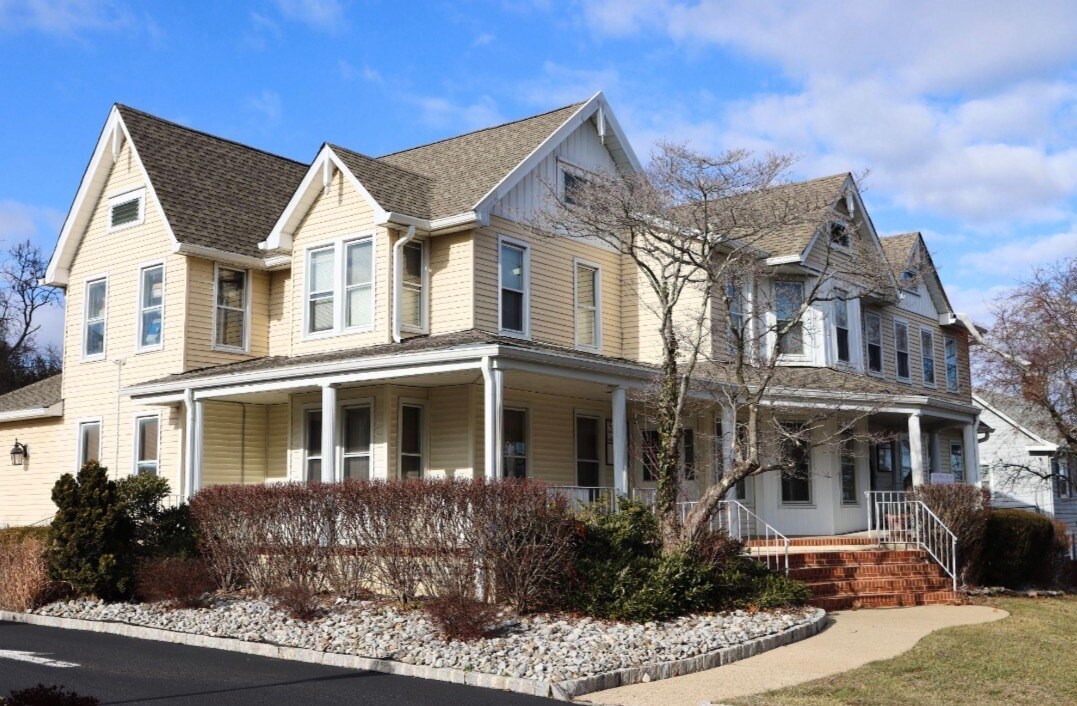 33 N Main St, Marlboro, NJ for Rent