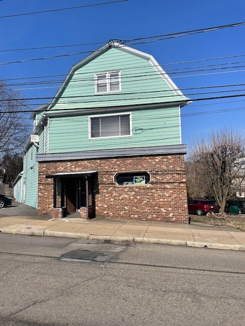 836 N Washington St, Wilkes Barre, PA for Sale