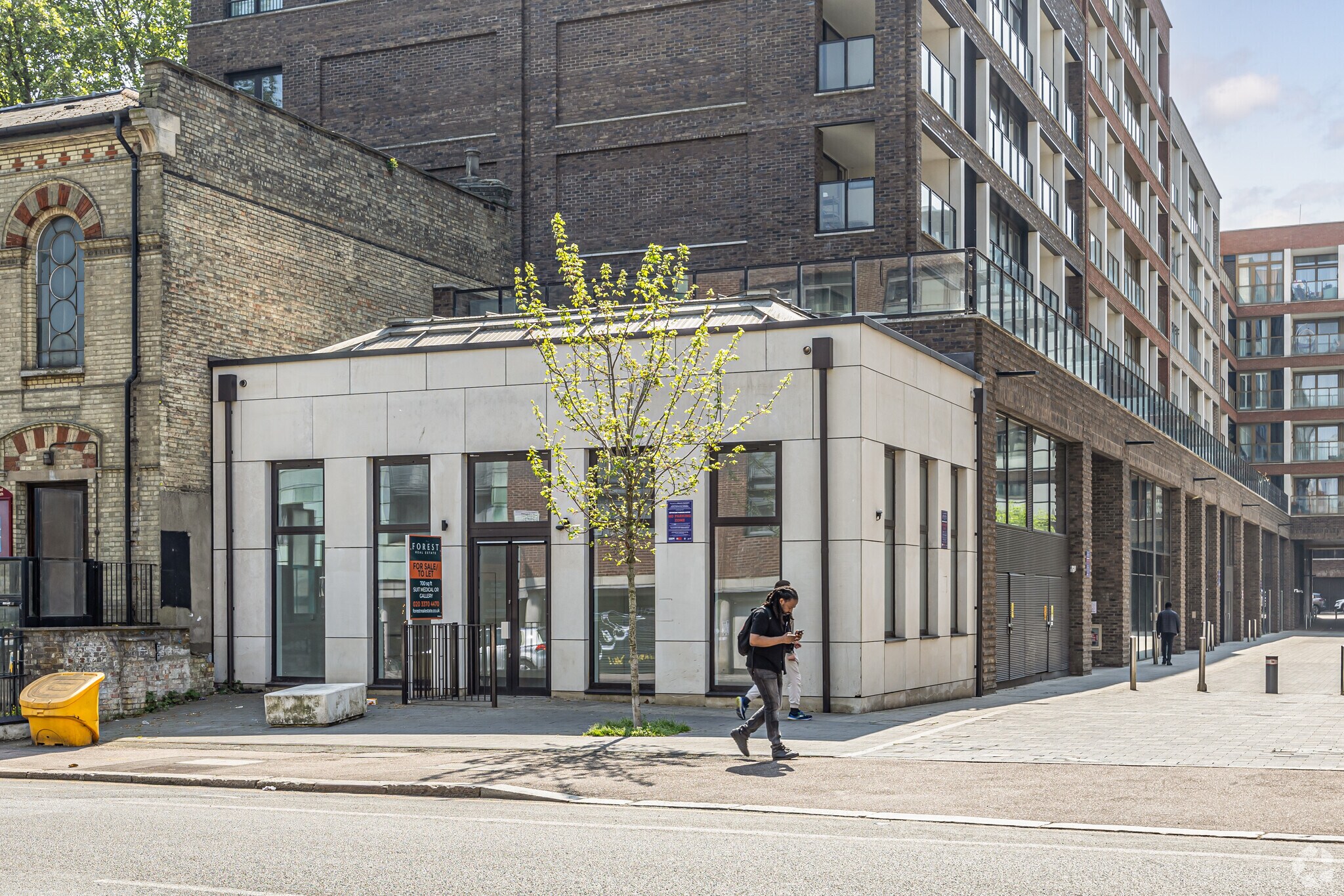 1 Market Rd, London, LND for Rent