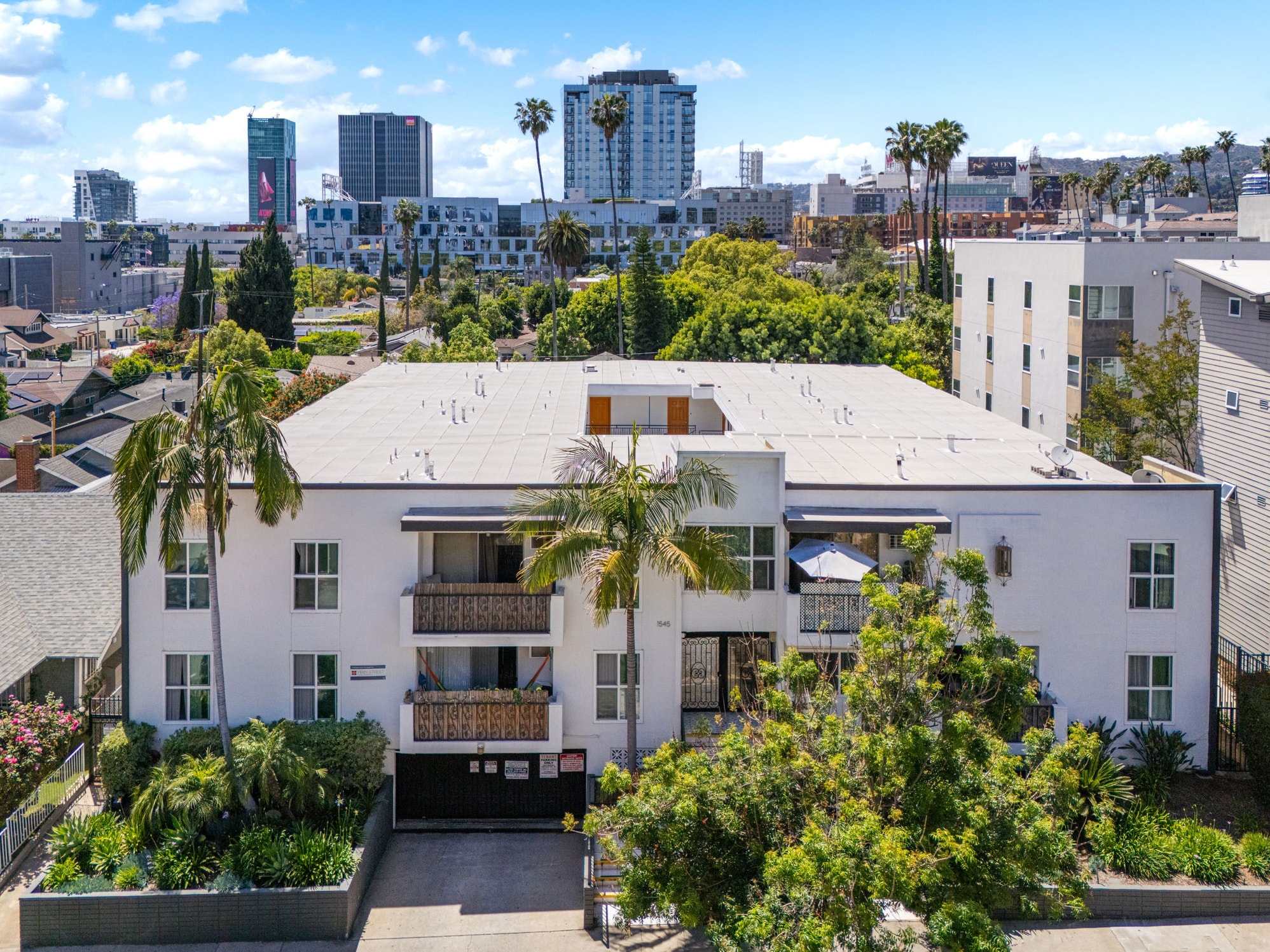 1545 Gordon St, Los Angeles, CA for Sale