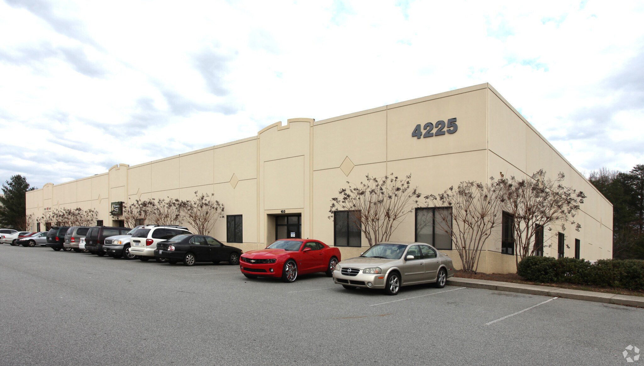 4225 Tudor Ln, Greensboro, NC for Rent
