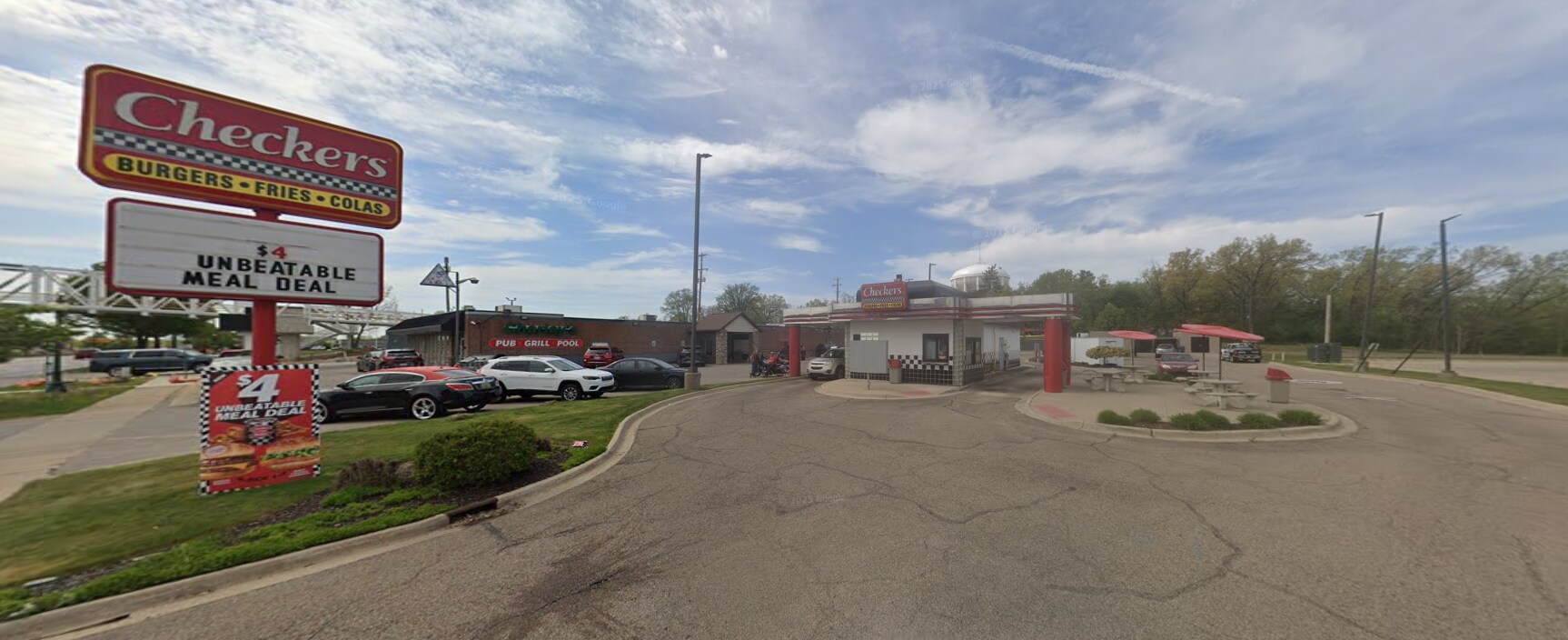 1325 28th St SW, Wyoming, MI for Rent