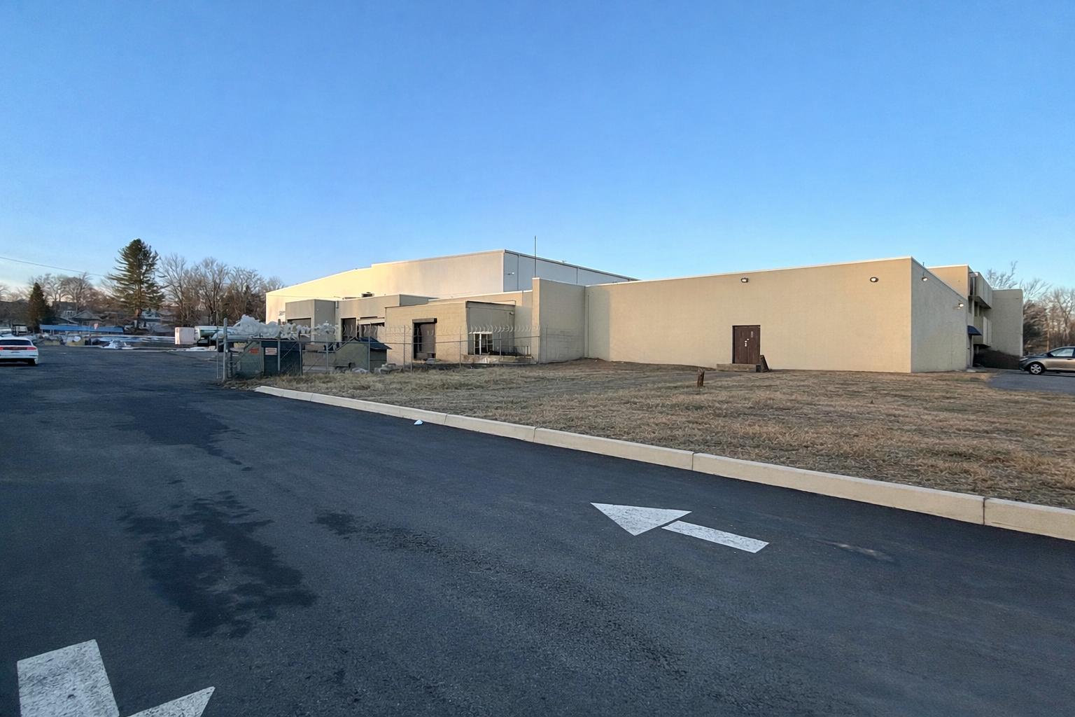 36-60 Industrial pl, Middletown, NY for Rent
