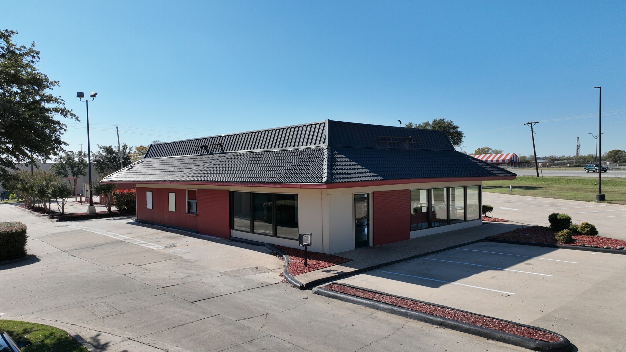 7065 Ridgmar Meadow Rd, Fort Worth, TX for Rent