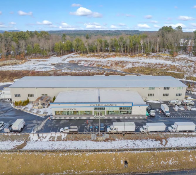 347 Middlesex Rd, Tyngsboro, MA for Rent