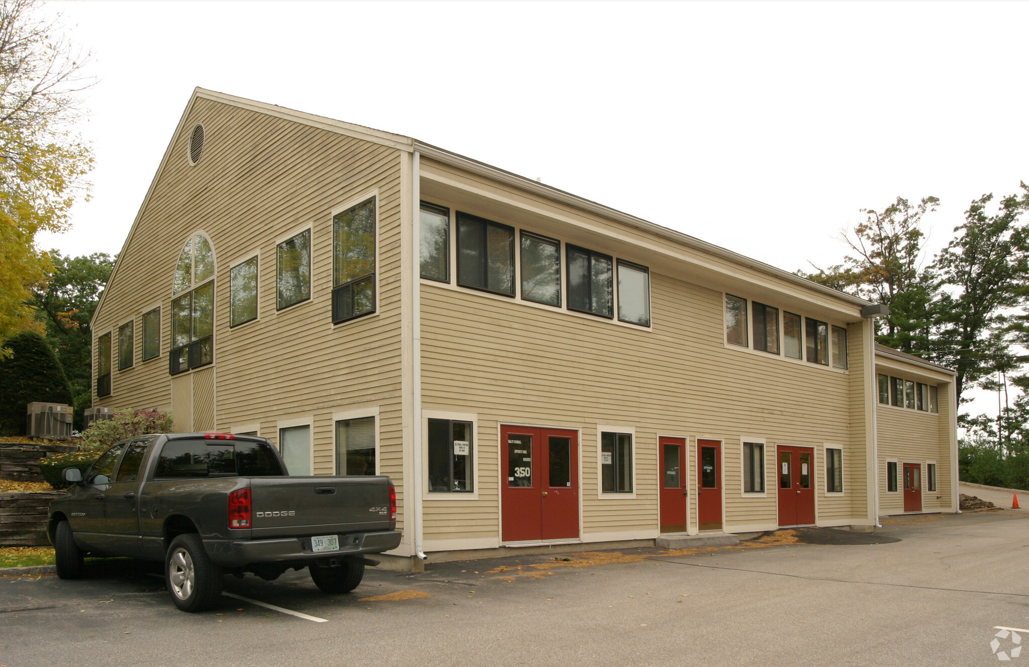 340 Harvey Rd, Manchester, NH for Rent