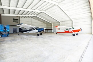 Bridgeport, TX Specialty - 527 LV SELZ HANGAR 4 Rd