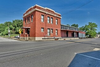 Brenham, TX Office/Retail - 214 S Austin St