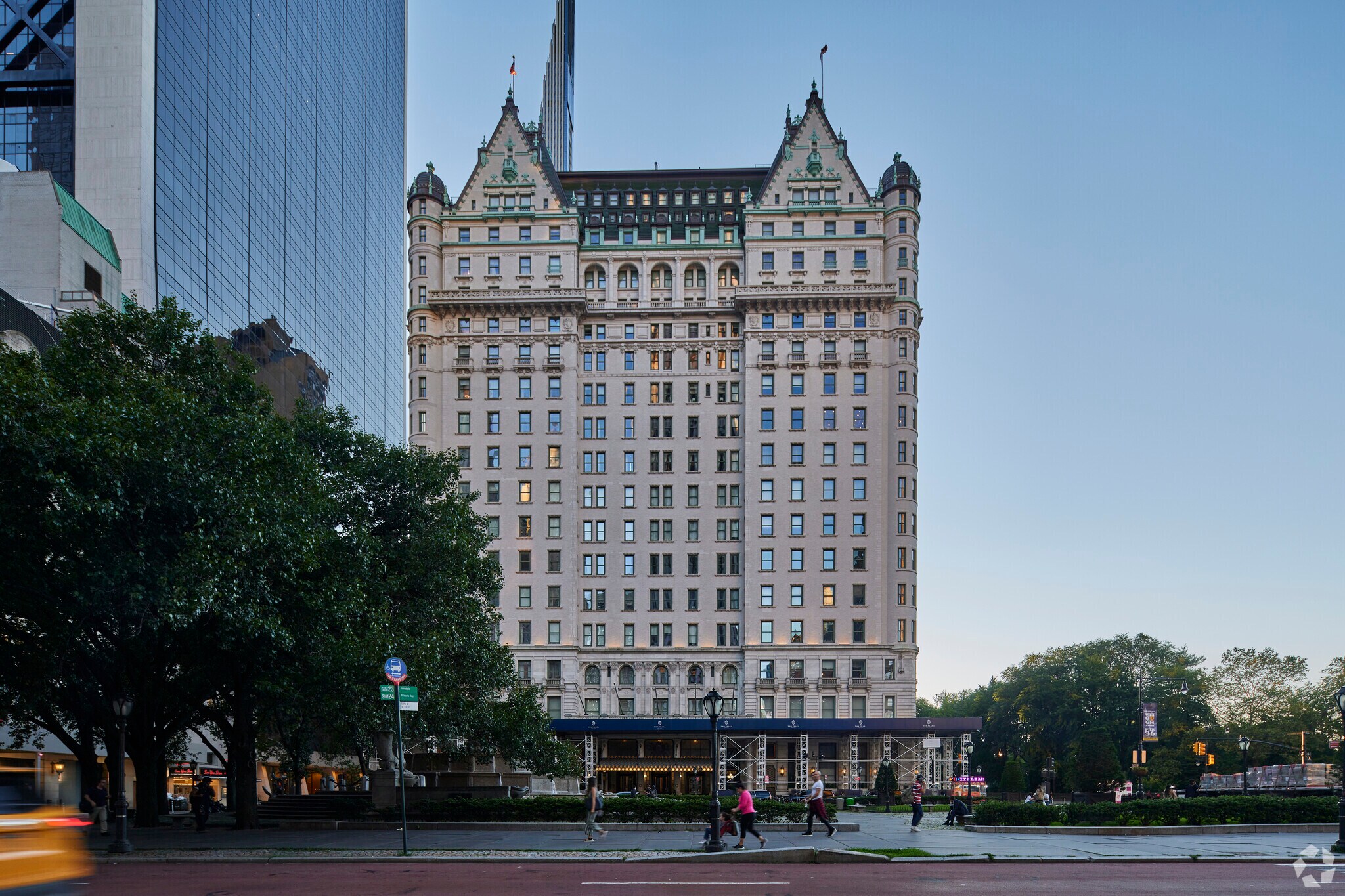 768 5th Ave, New York, NY for Rent