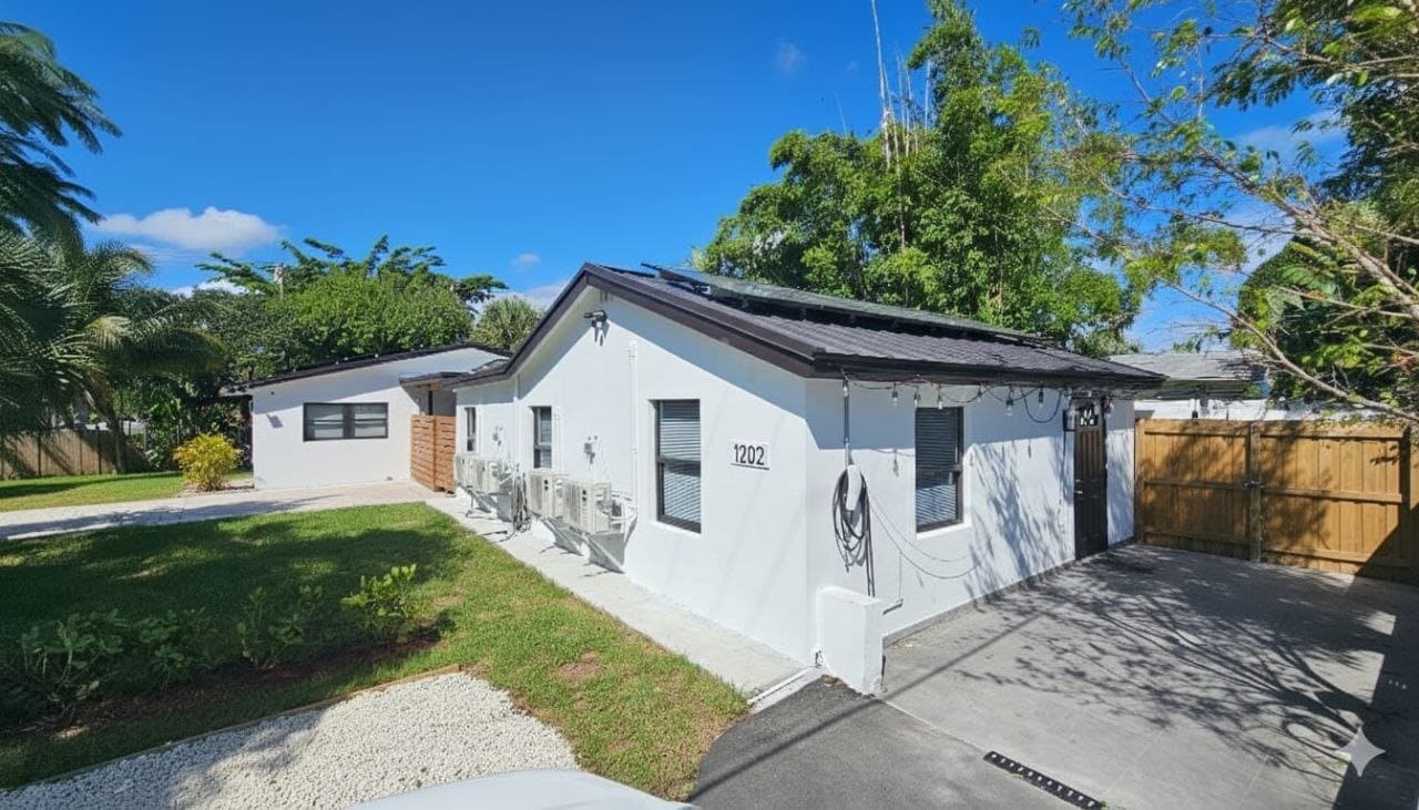 1202 NE 3rd Ave, Fort Lauderdale, FL for Sale
