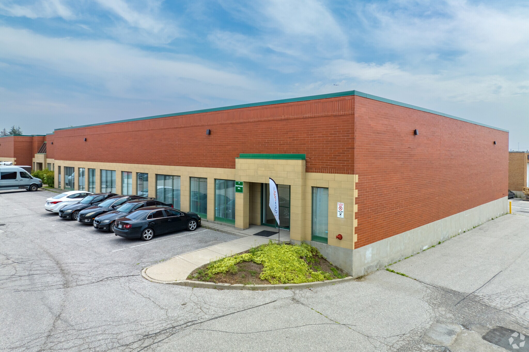 172-300 Trowers Rd, Vaughan, ON for Rent