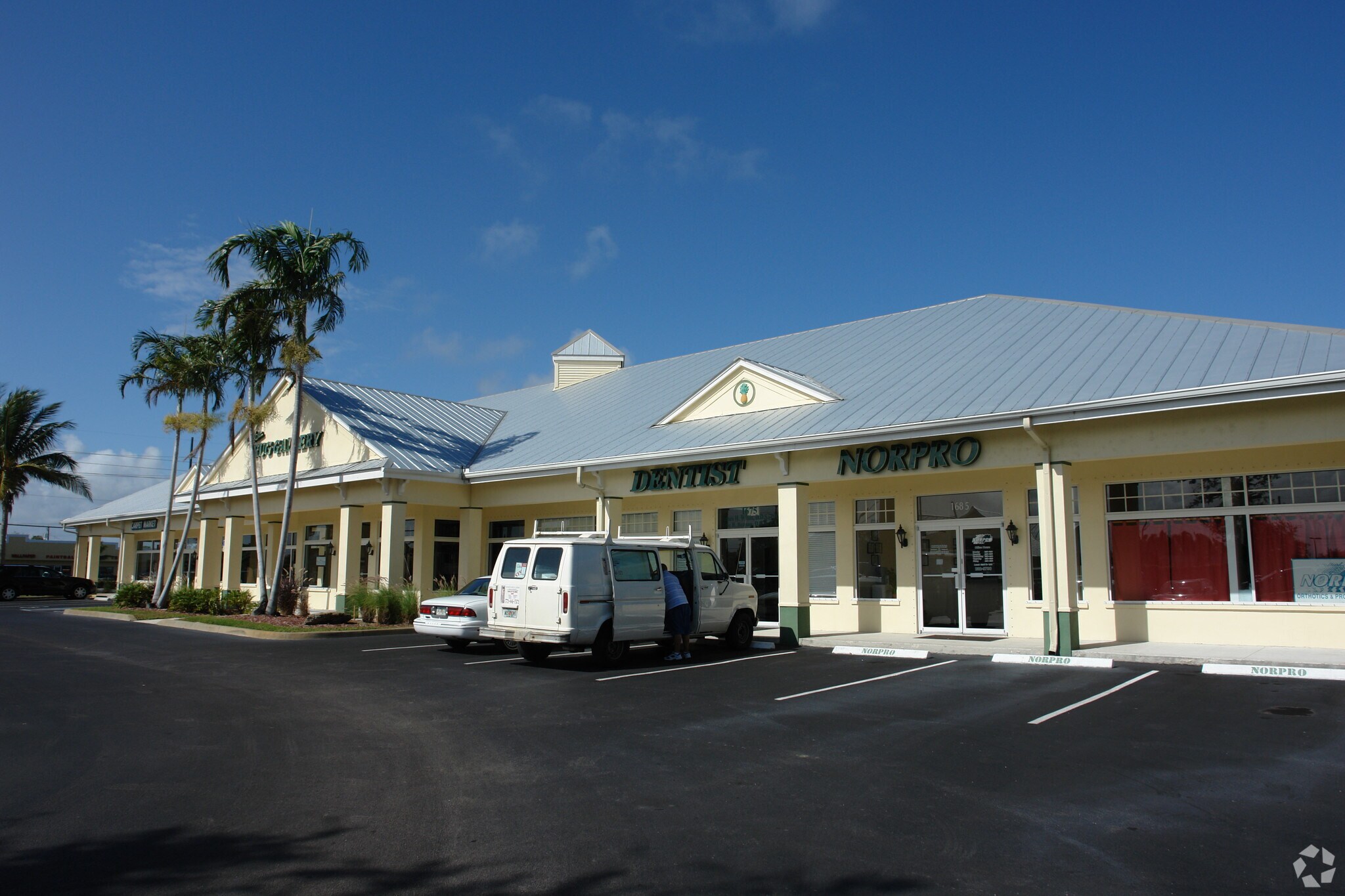 1601-1619 NW Federal Hwy, Stuart, FL for Rent