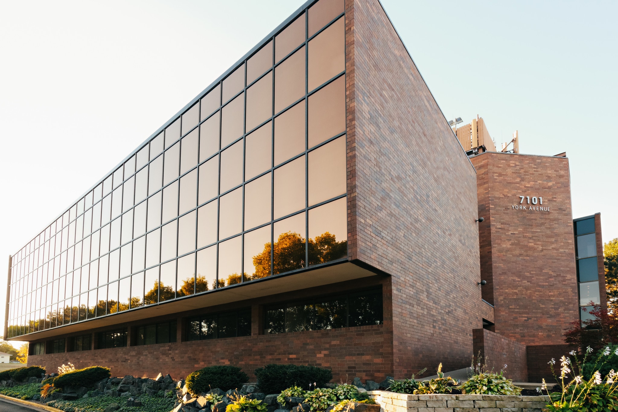 7101 York Ave S, Edina, MN for Rent