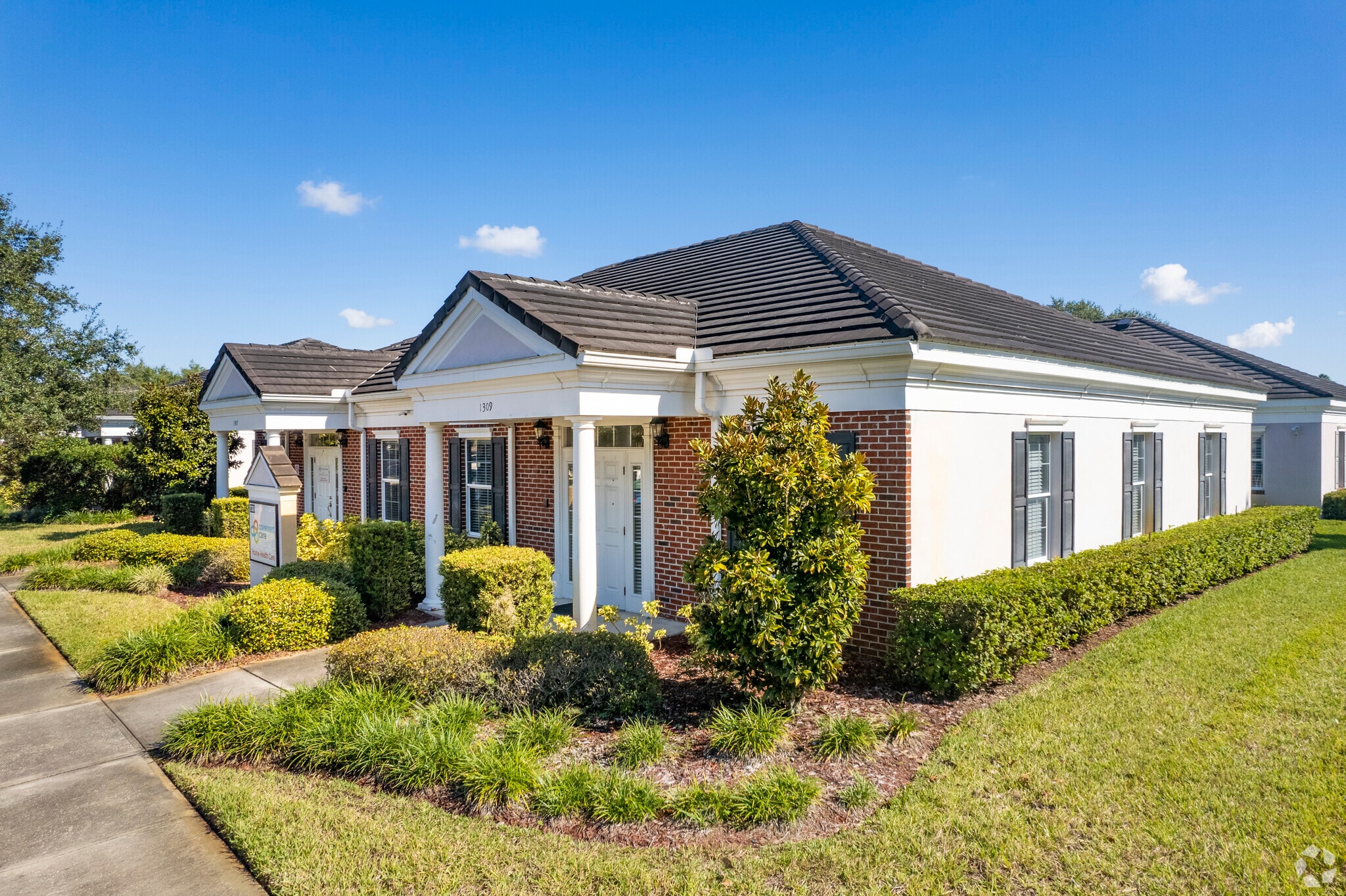 1307 Providence Rd, Brandon, FL for Rent