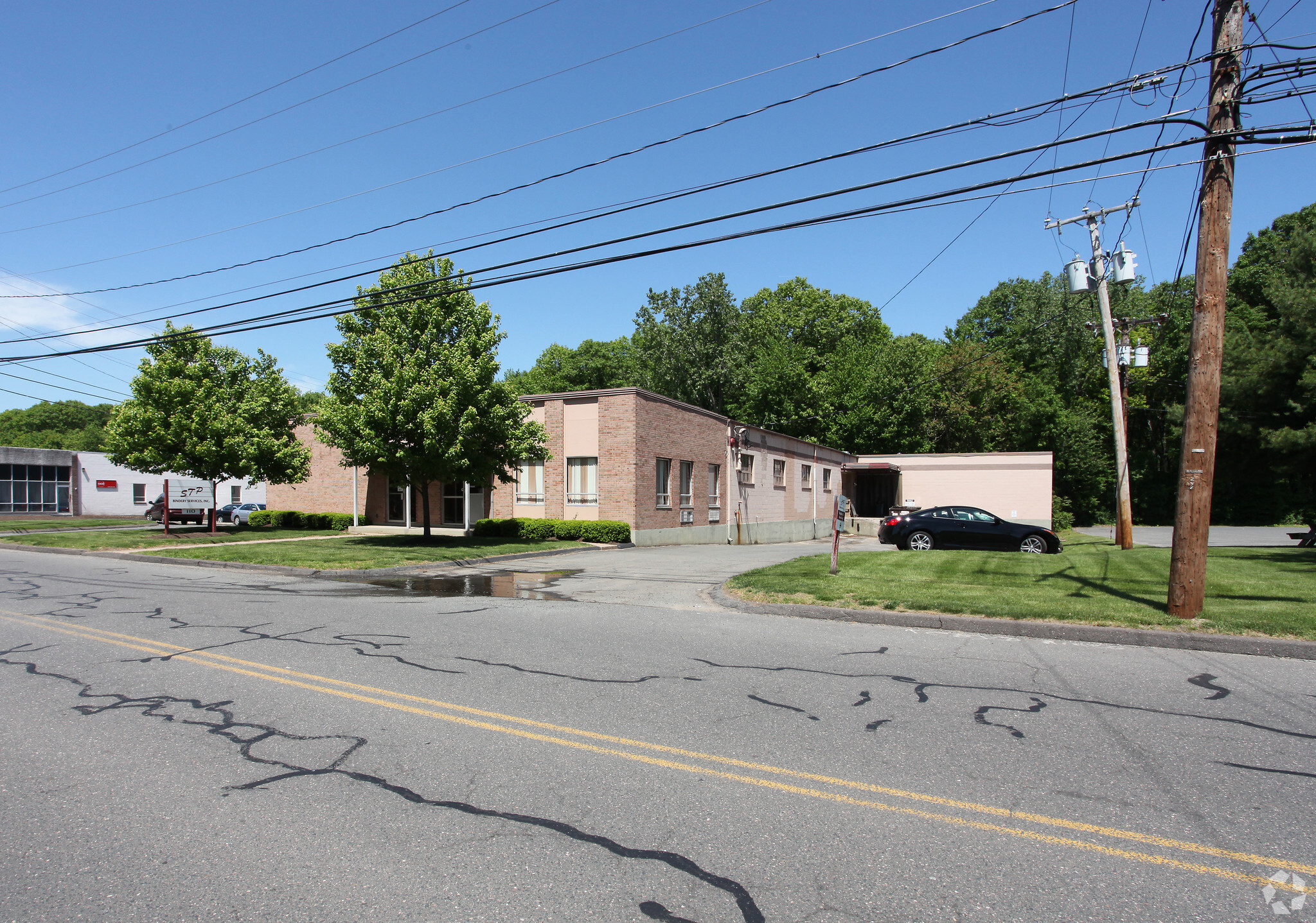 110-112 Prestige Park Rd, East Hartford, CT for Rent
