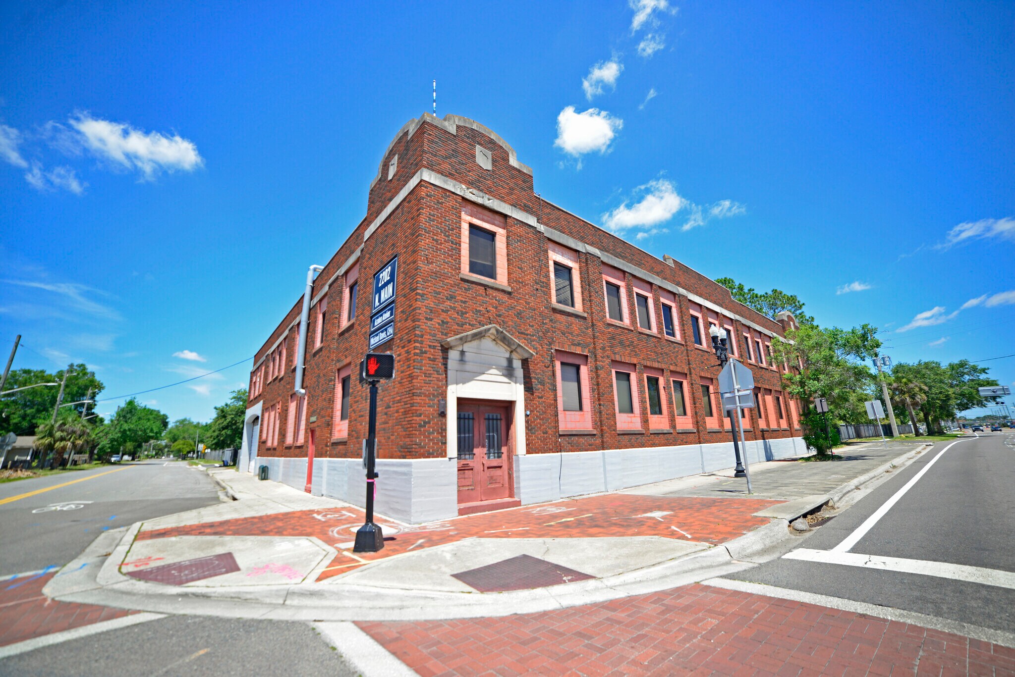 2202 N Main St, Jacksonville, FL for Rent