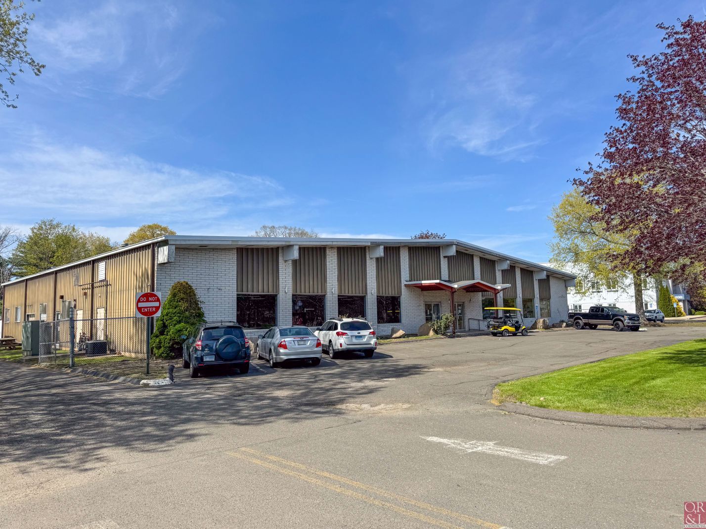 160 N Branford Rd, Branford, CT for Sale