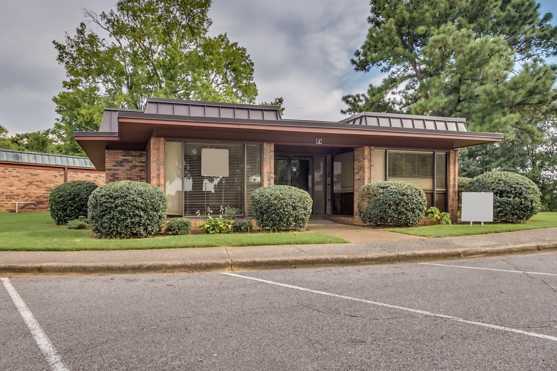 535 Jack Warner Pky Tuscaloosa, AL 35404 Office Property for Lease on