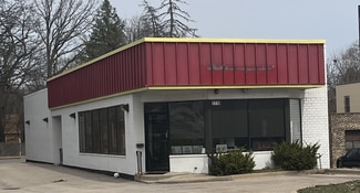 Lisle, IL Freestanding - 1718 Ogden Ave