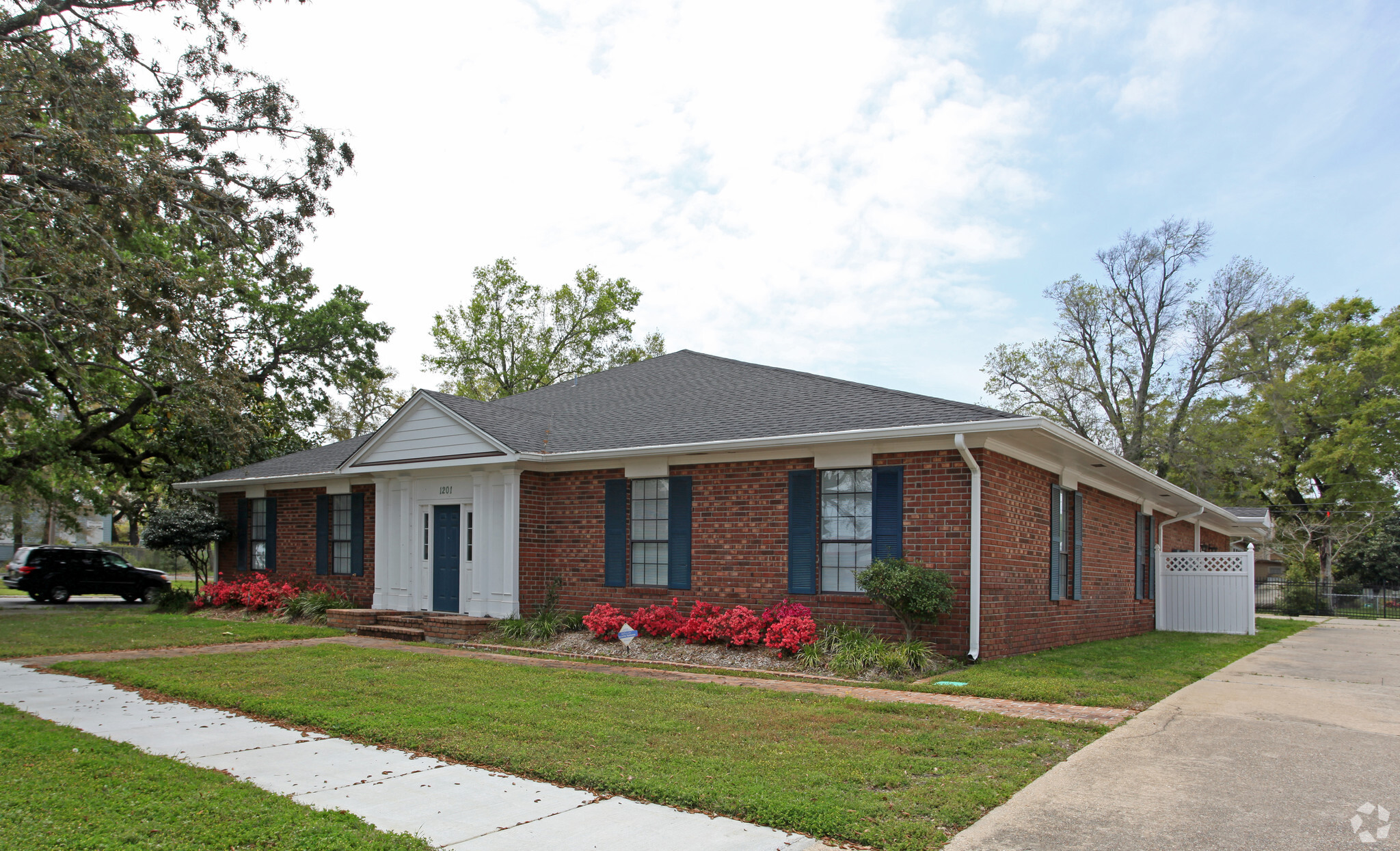 1201 31st Ave, Gulfport, MS for Sale