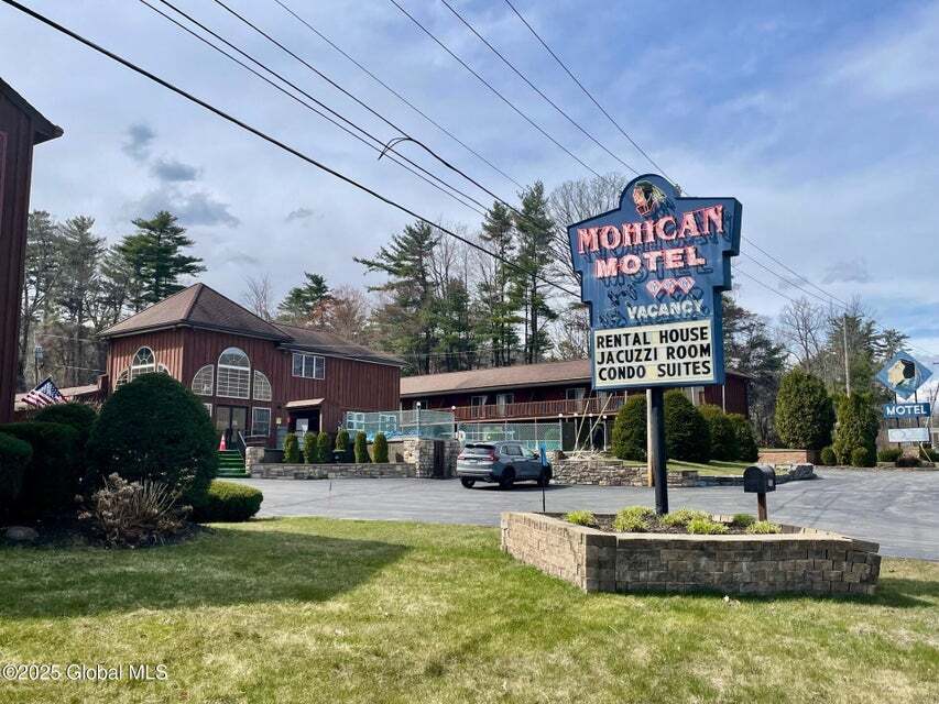 1545 Us-9, Lake George, NY for Sale