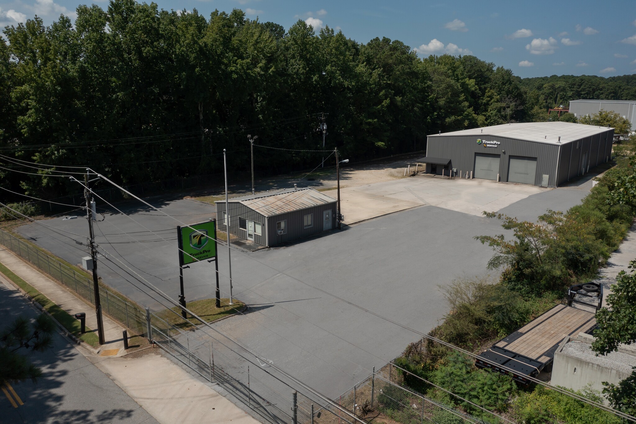 1664 Roadhaven Dr, Stone Mountain, GA for Rent