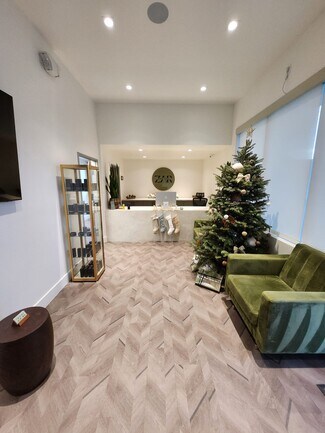 Tujunga, CA Medical - 6630 Foothill Blvd